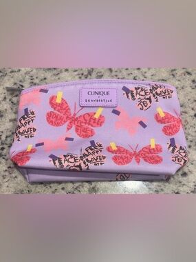 Clinique x Drawbertson Bag